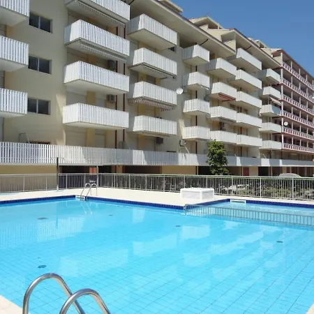 Modern For 6 Guests By The Pool-beahost *