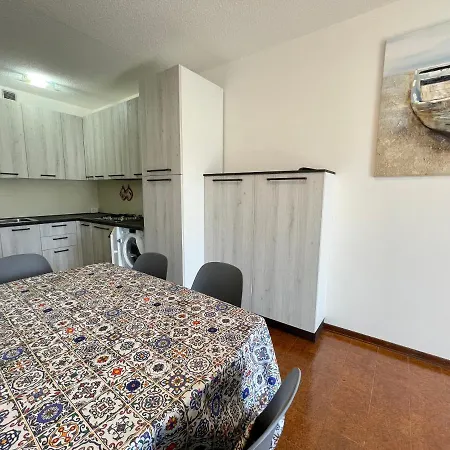 Modern For 6 Guests By The Pool-beahost Apartment Porto Santa Margherita di Caorle