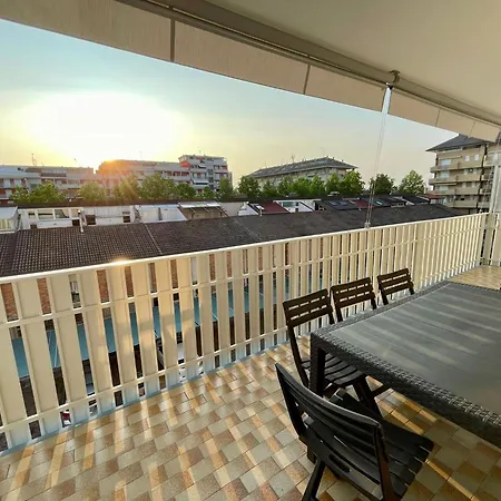 Apartamento Modern For 6 Guests By The Pool-beahost Porto Santa Margherita